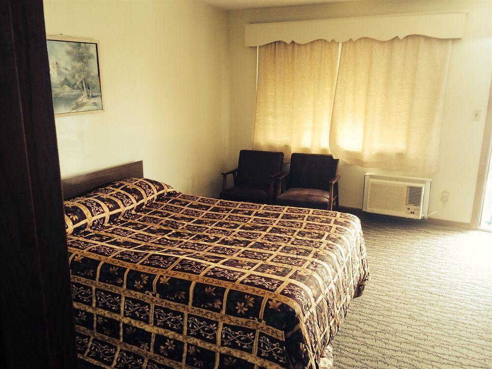 Plaza Inn Peabody Kültér fotó